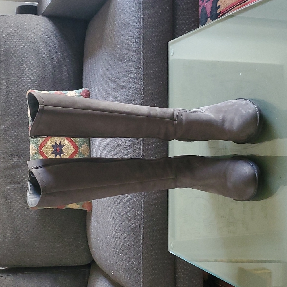 Paul Green gray suede boots